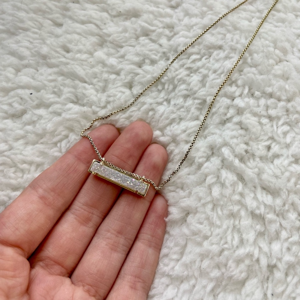 Kendra Scott Leanor Bar Pendant Necklace